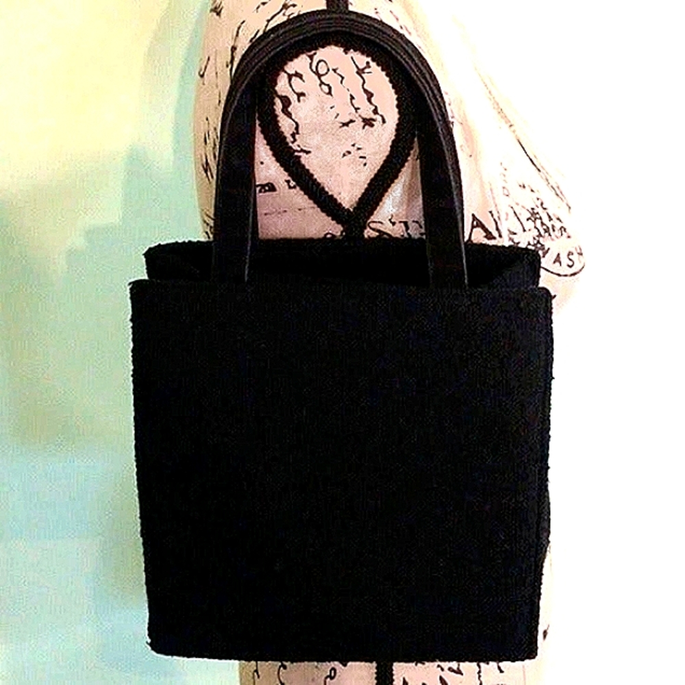 VINTAGE GIORGIO OF BEVERLY HILLS BLACK WOOL HANDBA